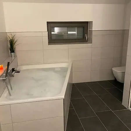 Apartment Eifelvilla Zur Kirsche - Wellness Und *